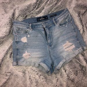Ripped denim shorts